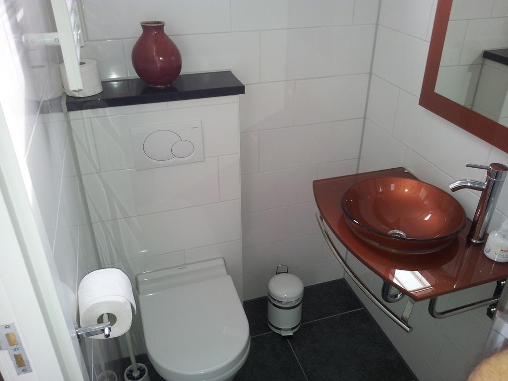 Homestay Bij Aelita دِن بورِخْ الغرفة الصورة