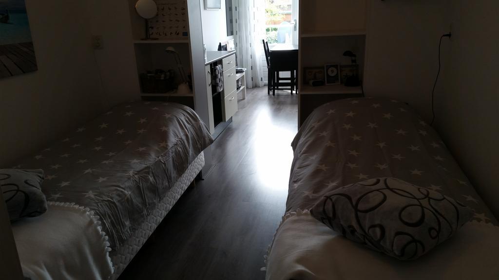 Homestay Bij Aelita دِن بورِخْ المظهر الخارجي الصورة